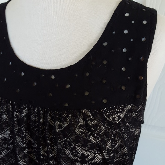 ⭐️HP⭐️ Loft tank top - Picture 2 of 3